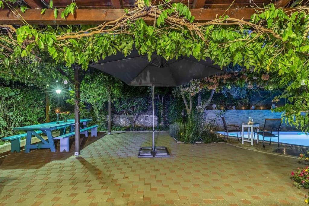 Istriensonne 0179 - Villa Romantika Mit Pool Ližnjan Εξωτερικό φωτογραφία